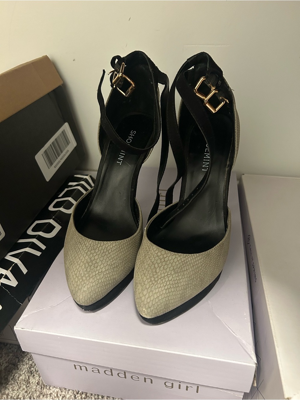 Two-Tone Pointed Toe Ankle Strap Heels in Beige and Black